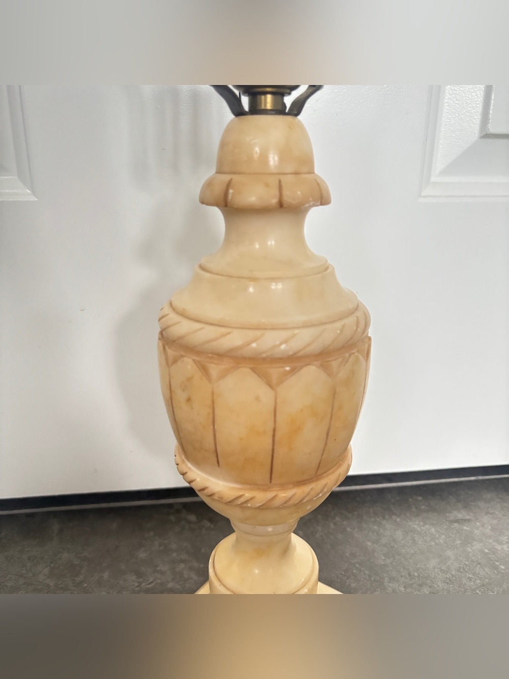 Vintage Italian Alabaster Marble Table Lamp *NO LAMPSHADE* - Picture 10 of 16